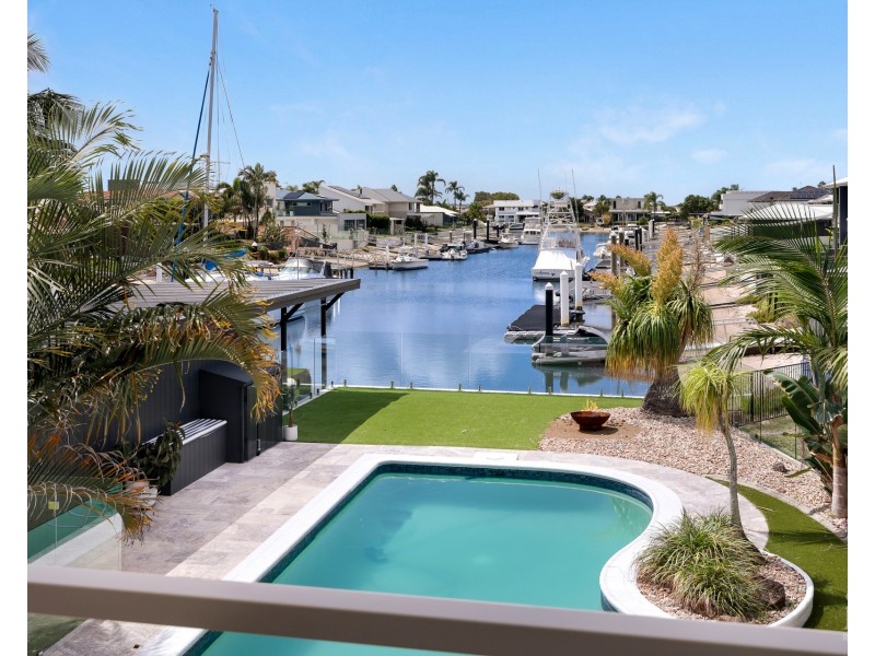 57 Abalone Avenue, Paradise Point QLD 4216