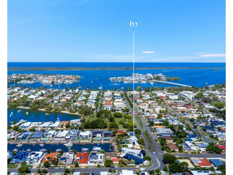 57 Abalone Avenue, Paradise Point QLD 4216