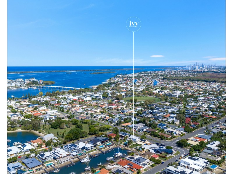 57 Abalone Avenue, Paradise Point QLD 4216