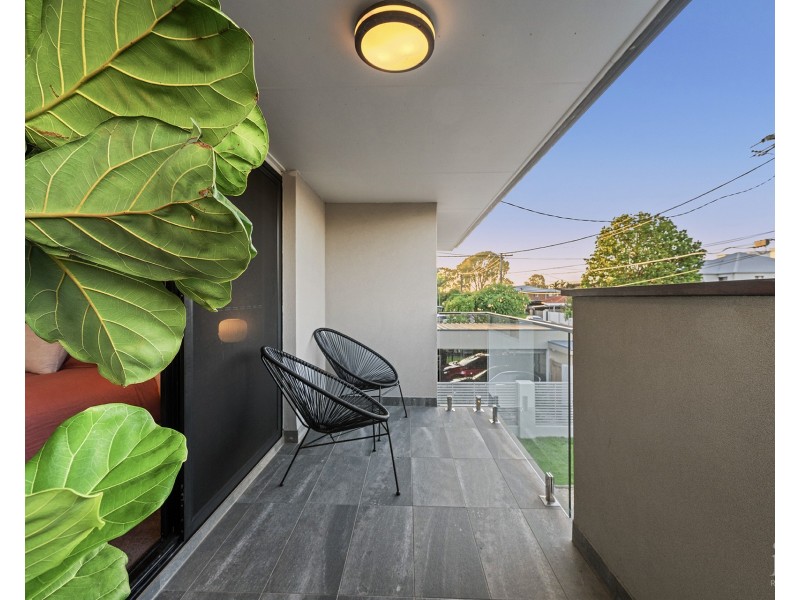 26 Scoter Avenue, Paradise Point QLD 4216