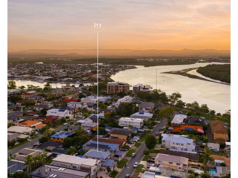 26 Scoter Avenue, Paradise Point QLD 4216