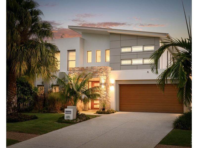 51 Serenity Boulevard, Helensvale QLD 4212