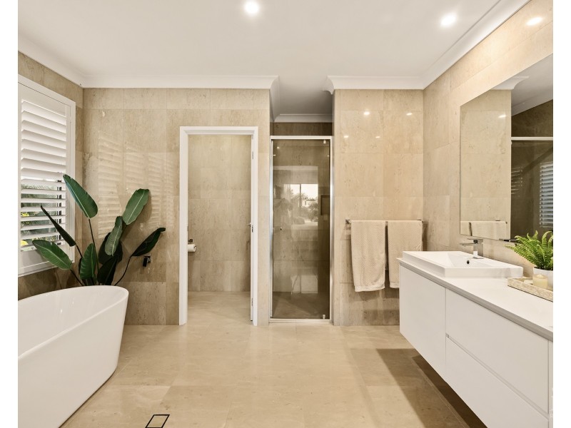 51 Serenity Boulevard, Helensvale QLD 4212