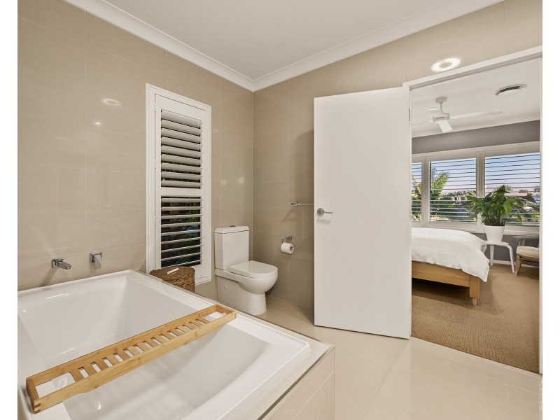 51 Serenity Boulevard, Helensvale QLD 4212