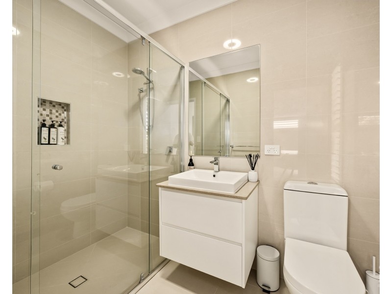 51 Serenity Boulevard, Helensvale QLD 4212