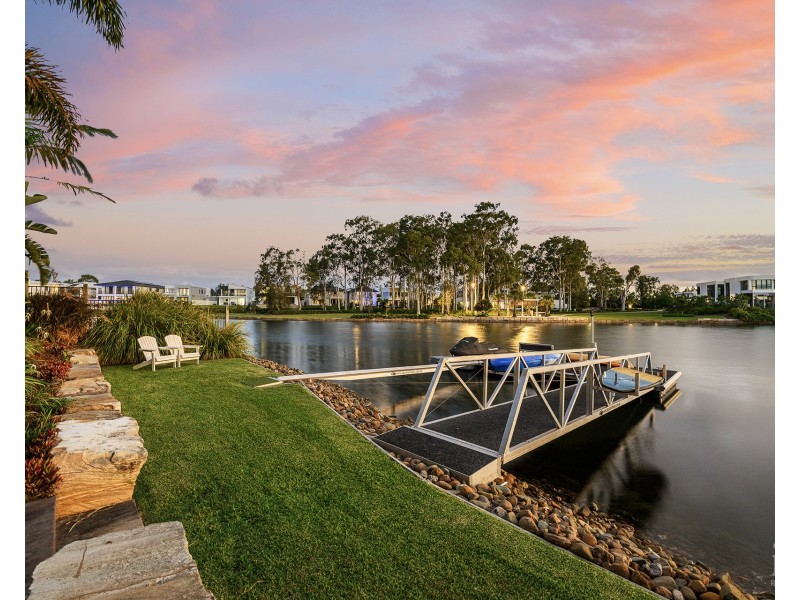 51 Serenity Boulevard, Helensvale QLD 4212