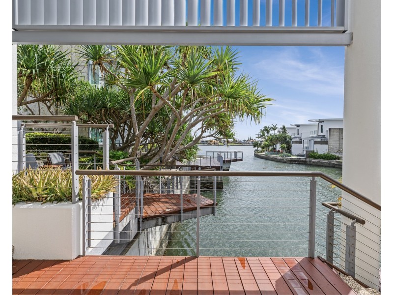 4101/2  Ephraim Island, Paradise Point QLD 4216