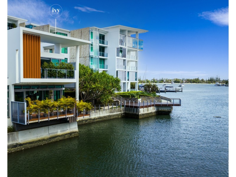 4101/2  Ephraim Island, Paradise Point QLD 4216