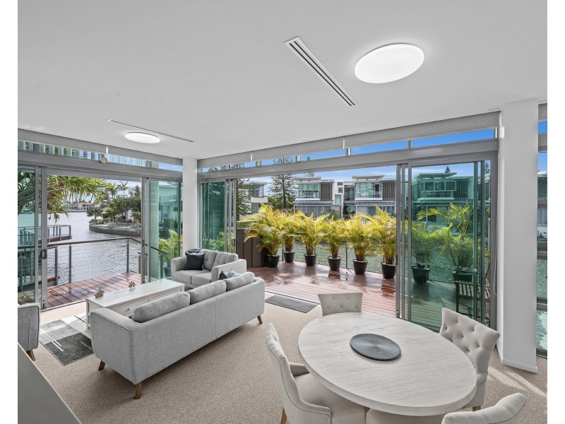 4101/2  Ephraim Island, Paradise Point QLD 4216