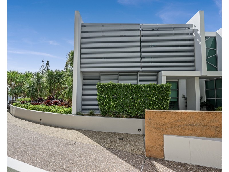 4101/2  Ephraim Island, Paradise Point QLD 4216