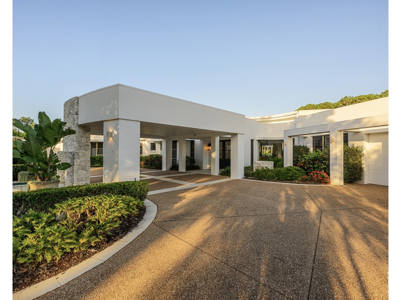 2227-2228 Arnold Palmer Drive, Sanctuary Cove QLD 4212