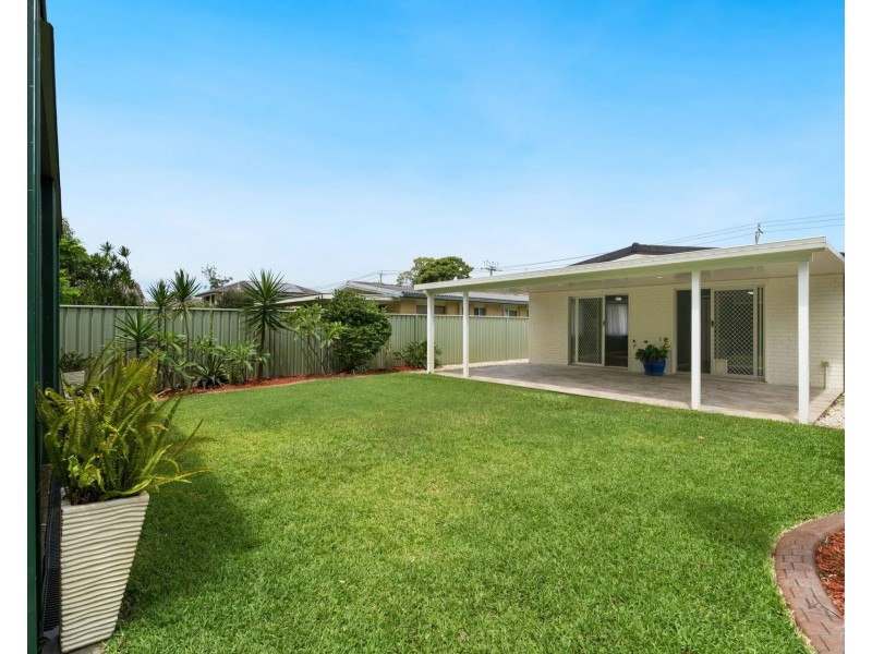 52 Turana Street, Coombabah QLD 4216