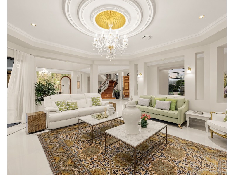 5-7 Queen Guineveres Place, Sovereign Islands QLD 4216