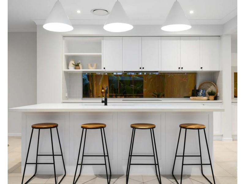 7 Bluegum Avenue, Hollywell QLD 4216