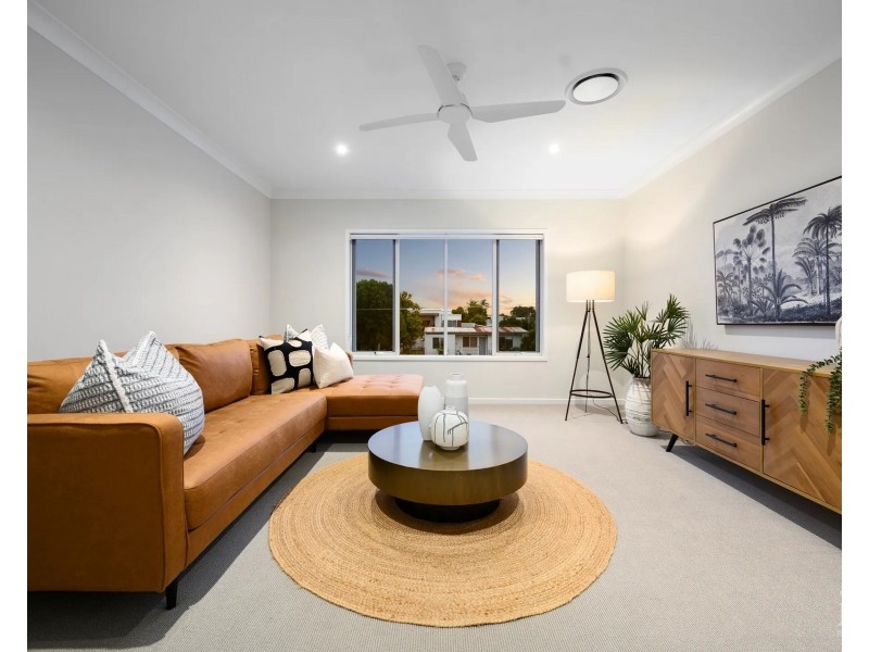 7 Bluegum Avenue, Hollywell QLD 4216