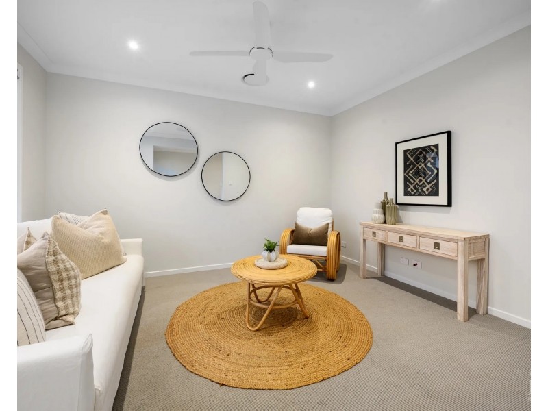 7 Bluegum Avenue, Hollywell QLD 4216