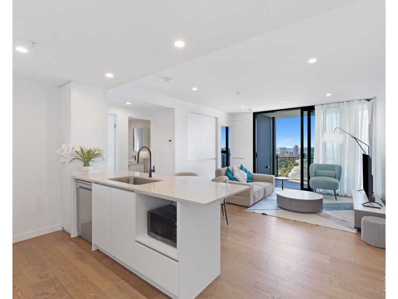 1162/7 Quarter Lane, Southport QLD 4215