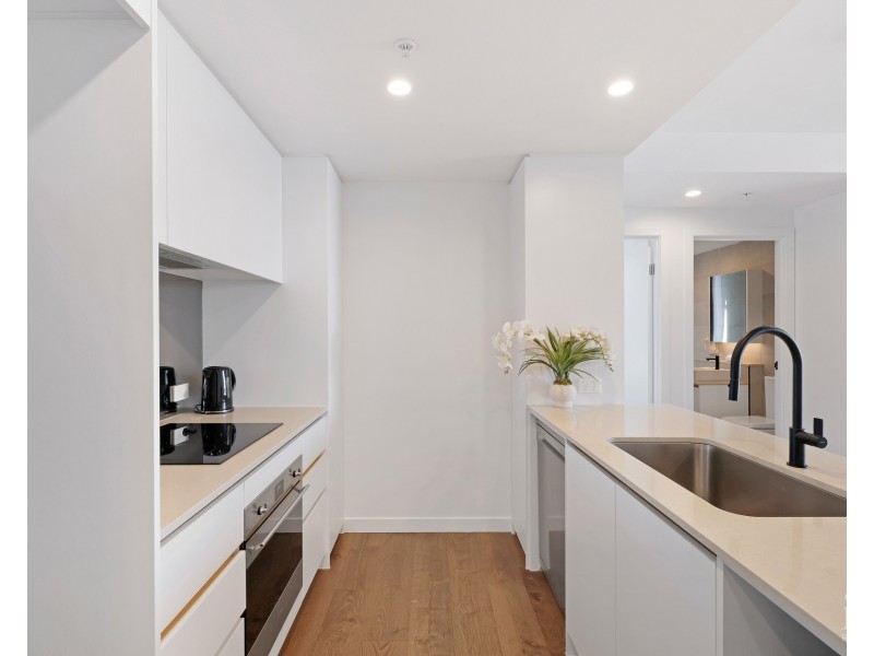 1162/7 Quarter Lane, Southport QLD 4215