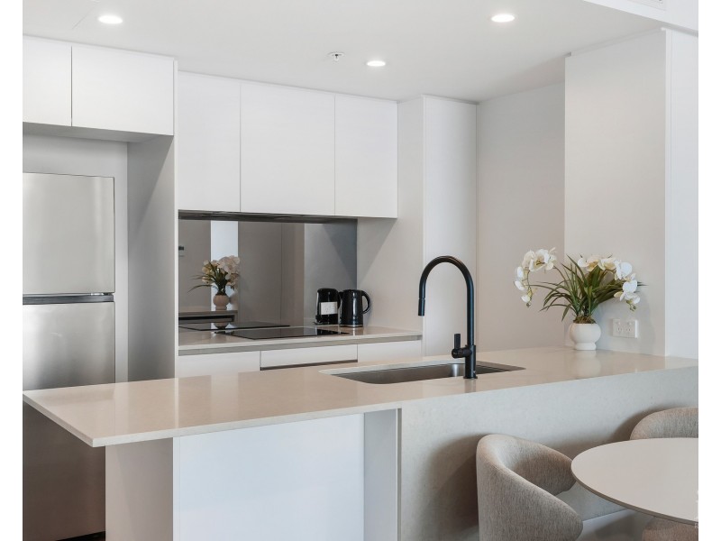 1162/7 Quarter Lane, Southport QLD 4215