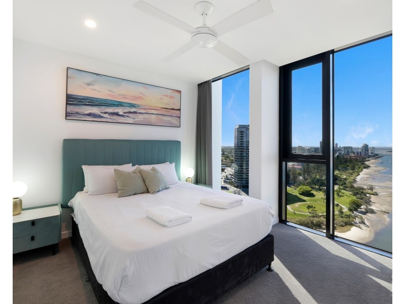 1162/7 Quarter Lane, Southport QLD 4215