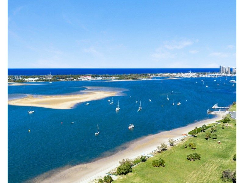 1162/7 Quarter Lane, Southport QLD 4215