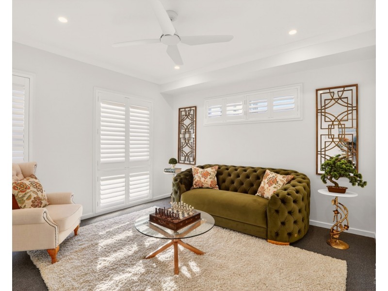 38 Forest Court, Helensvale QLD 4212