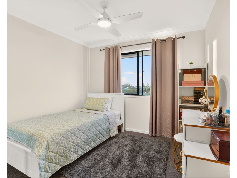 38 Forest Court, Helensvale QLD 4212