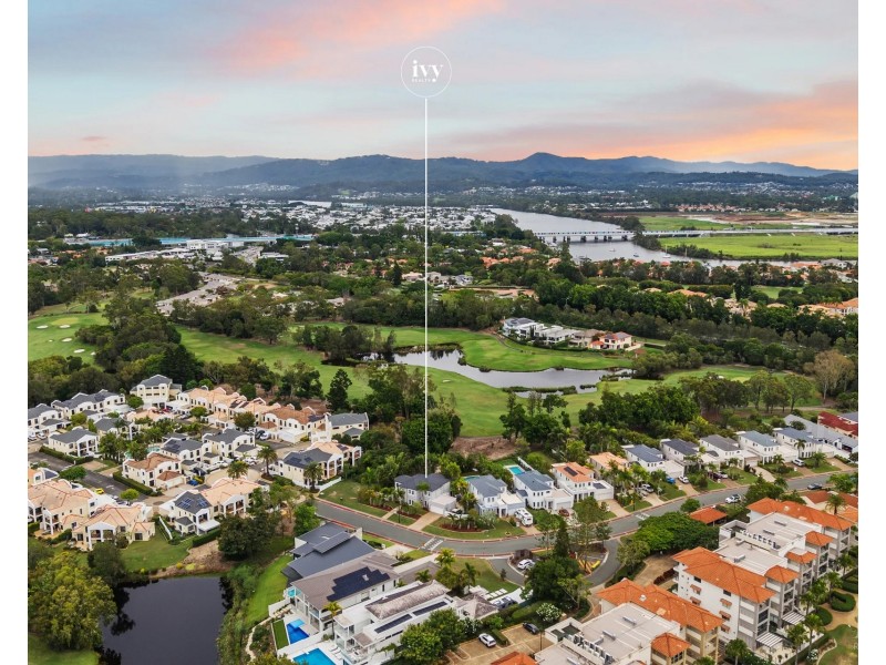 8396 Magnolia Drive East, Hope Island QLD 4212