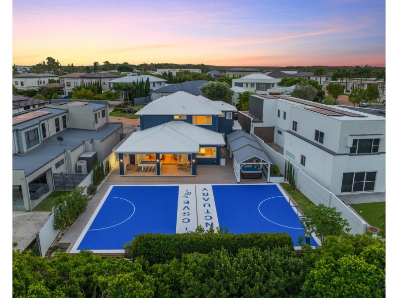 3054  Forest Hills Drive, Sanctuary Cove QLD 4212
