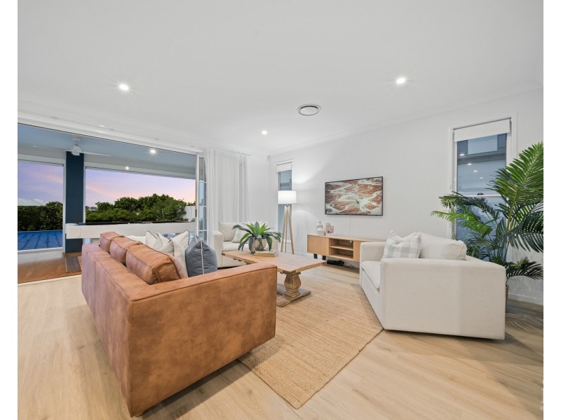 3054  Forest Hills Drive, Sanctuary Cove QLD 4212