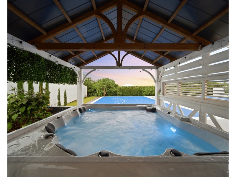 3054  Forest Hills Drive, Sanctuary Cove QLD 4212