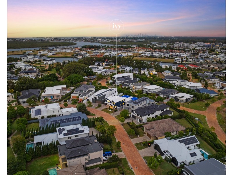 3054  Forest Hills Drive, Sanctuary Cove QLD 4212