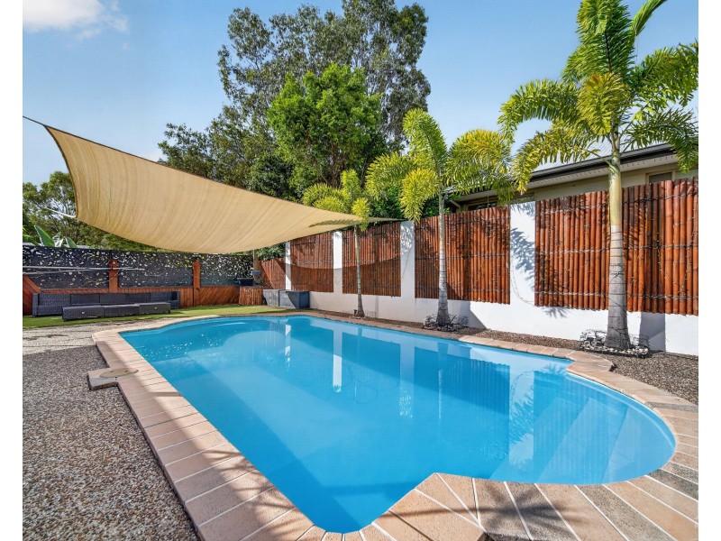 4 Fidelis Place, Coomera Waters QLD 4209