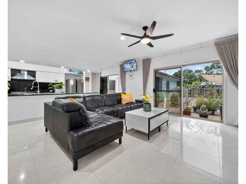 4 Fidelis Place, Coomera Waters QLD 4209