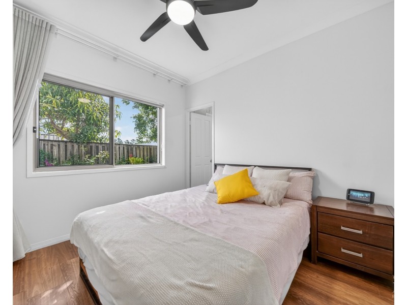 4 Fidelis Place, Coomera Waters QLD 4209