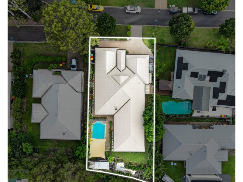4 Fidelis Place, Coomera Waters QLD 4209
