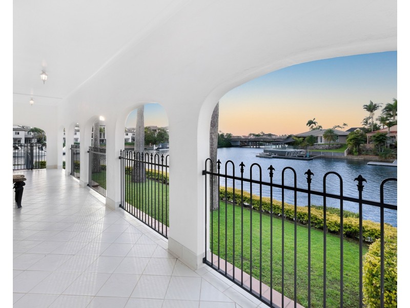 18 Grand Canal Way, Runaway Bay QLD 4216