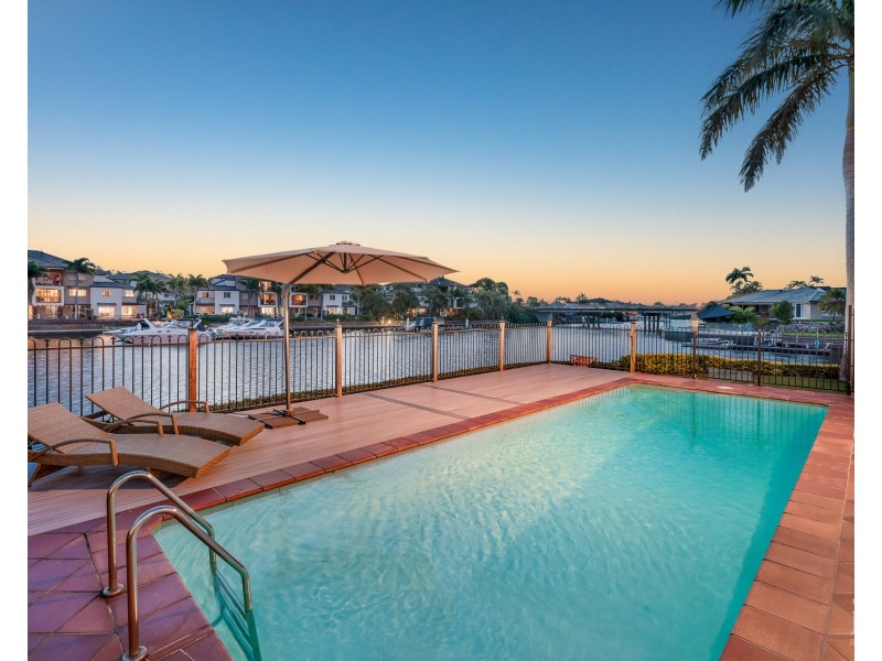 18 Grand Canal Way, Runaway Bay QLD 4216