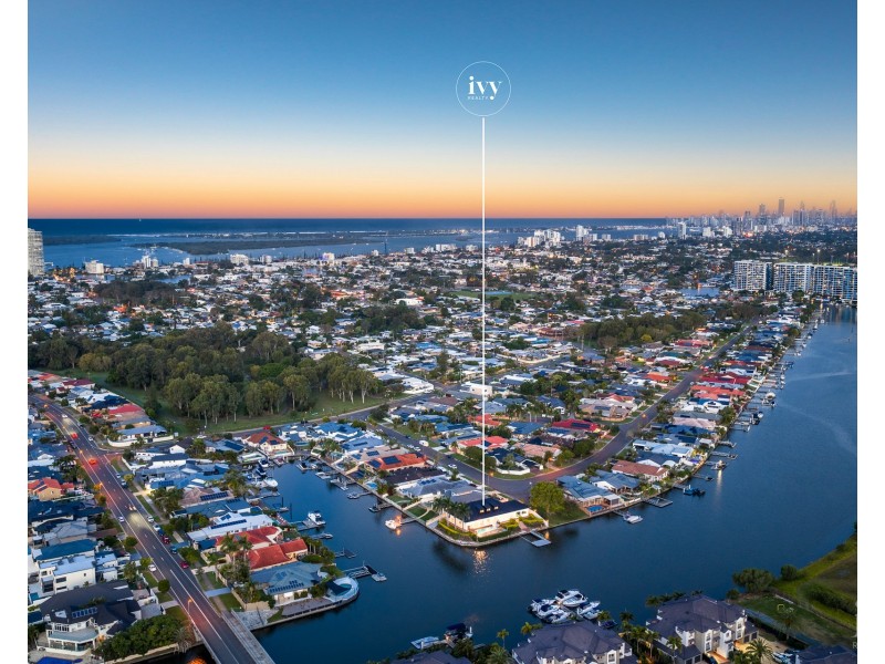 18 Grand Canal Way, Runaway Bay QLD 4216
