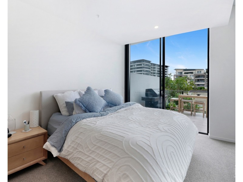 1102/6 Athena Boulevard, Hope Island QLD 4212