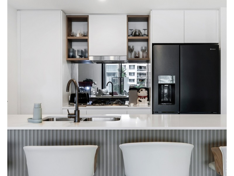 1102/6 Athena Boulevard, Hope Island QLD 4212