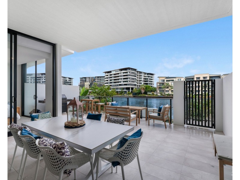 1102/6 Athena Boulevard, Hope Island QLD 4212