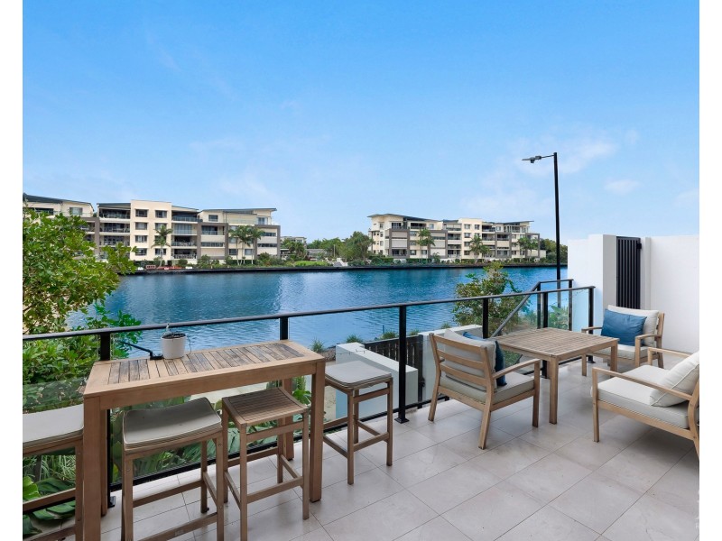 1102/6 Athena Boulevard, Hope Island QLD 4212