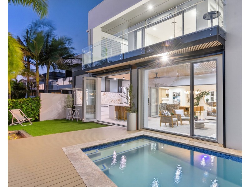 7620 Fairway Boulevard, Hope Island QLD 4212