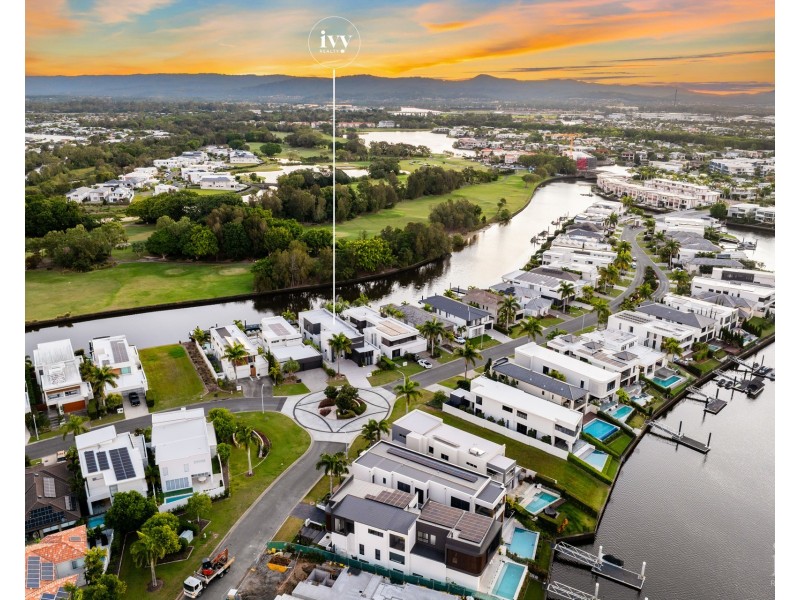 7620 Fairway Boulevard, Hope Island QLD 4212
