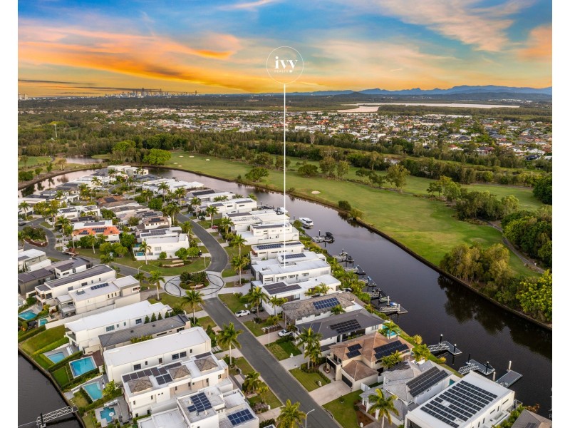 7620 Fairway Boulevard, Hope Island QLD 4212