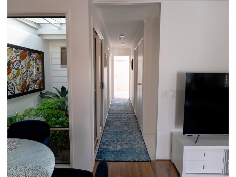 2/17 Cawthray Street, Biggera Waters QLD 4216