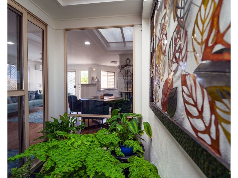 2/17 Cawthray Street, Biggera Waters QLD 4216
