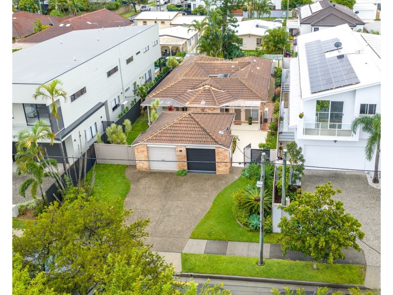 2/17 Cawthray Street, Biggera Waters QLD 4216