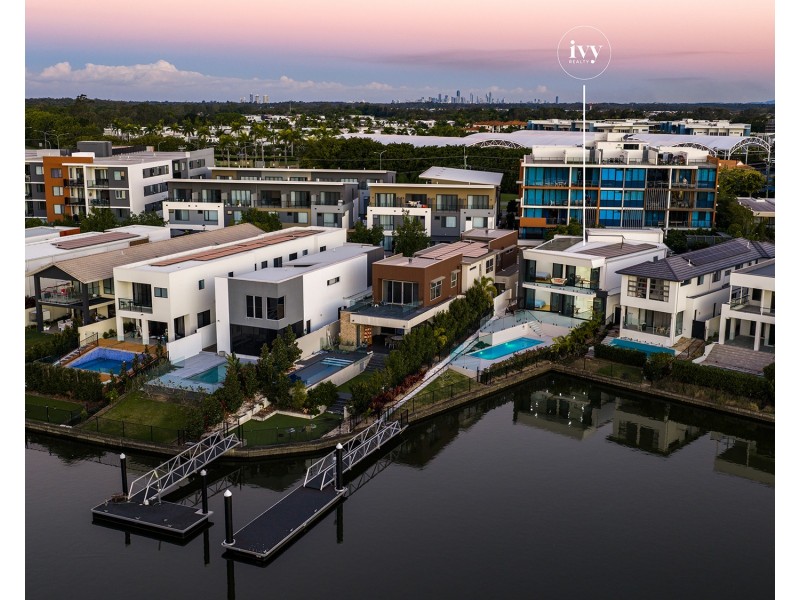 5030 Harbourview Drive, Hope Island QLD 4212